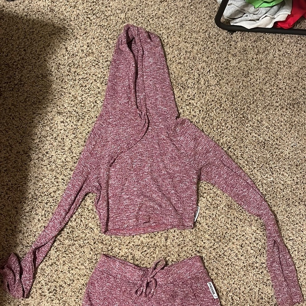 Gymshark Jogger/Cropped Hoodie Set
